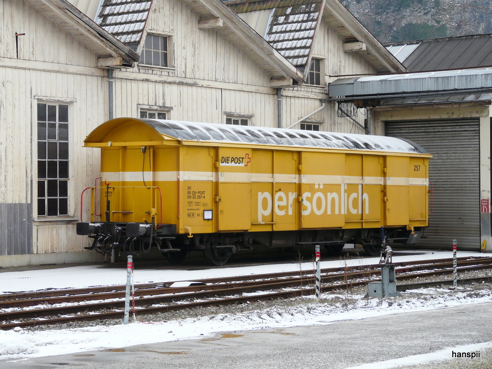 Schweizer Post - Postwagen  Typ Z 50 85 00-33 257-4 abgestellt in Olten am 24.02.2013