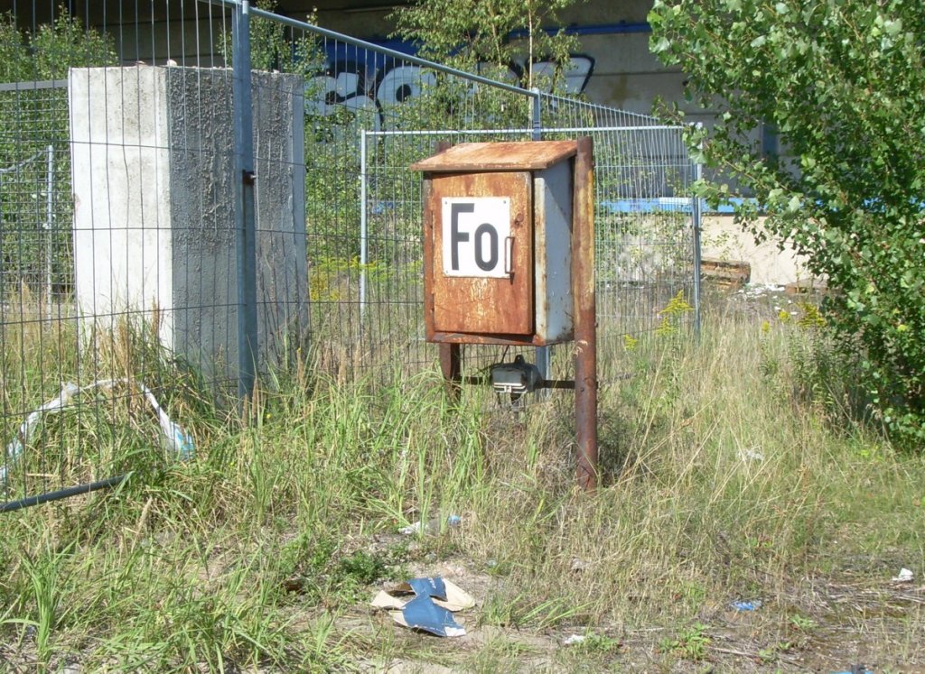 Sep. 2008 Berlin Hamburg und Lehrter Bahnhof, Heidestr. Reste der Fernmeldeanlagen.