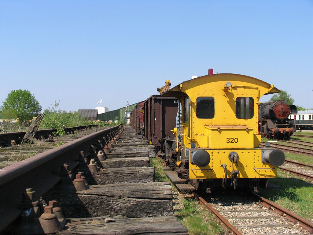  Sik  der Stichting Stadskanaal Rail (STAR) auf Bahnhof Stadskanaal am 25-4-2011.