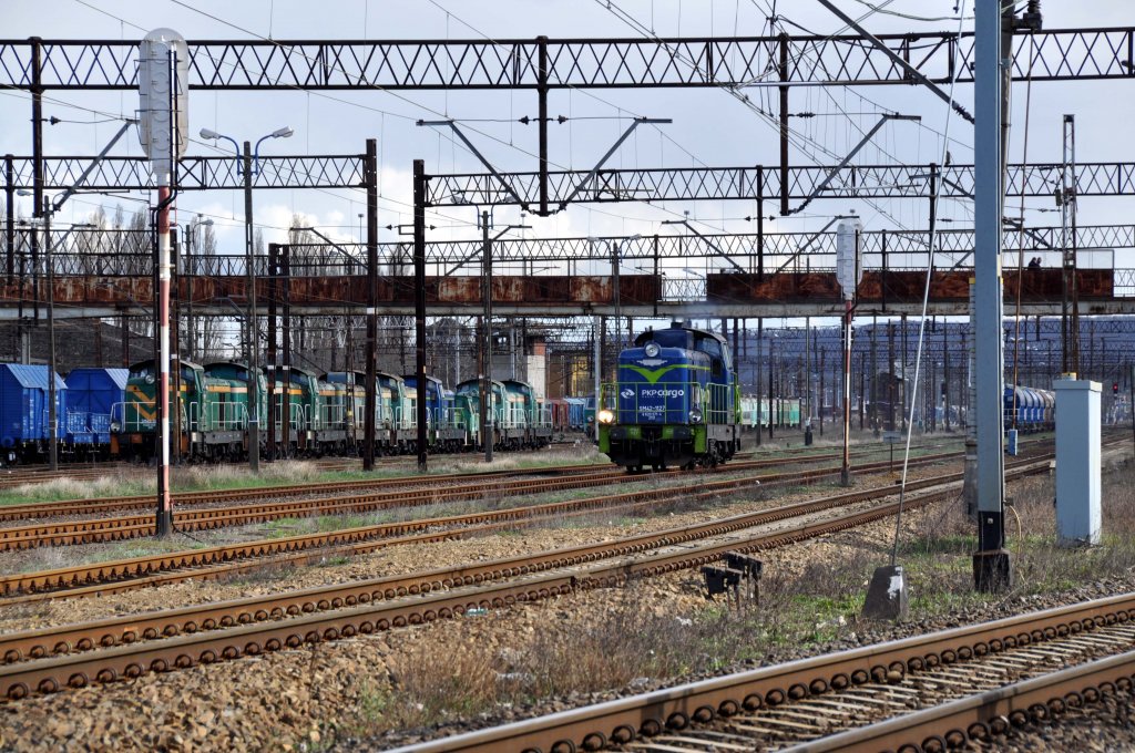 SM42 1127 bei in Szczecin Port Centralny (31.03.2012)