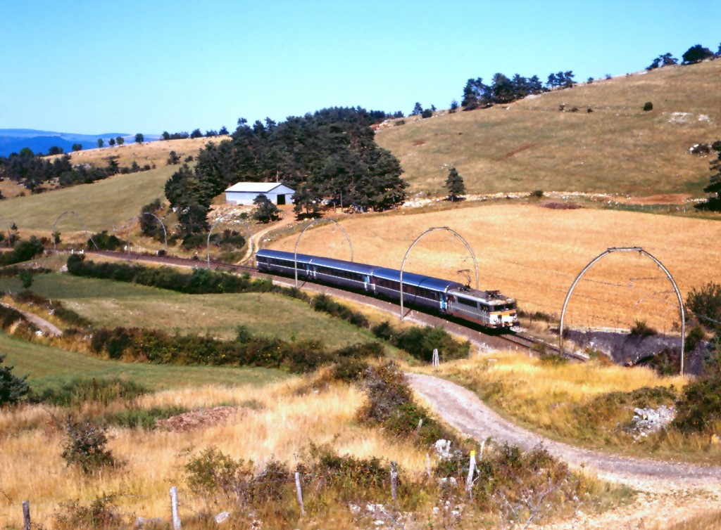 SNCF BB 9620 auf der Ligne des Causses bei La Roque, 05.09.2000, Zug 5957/6.