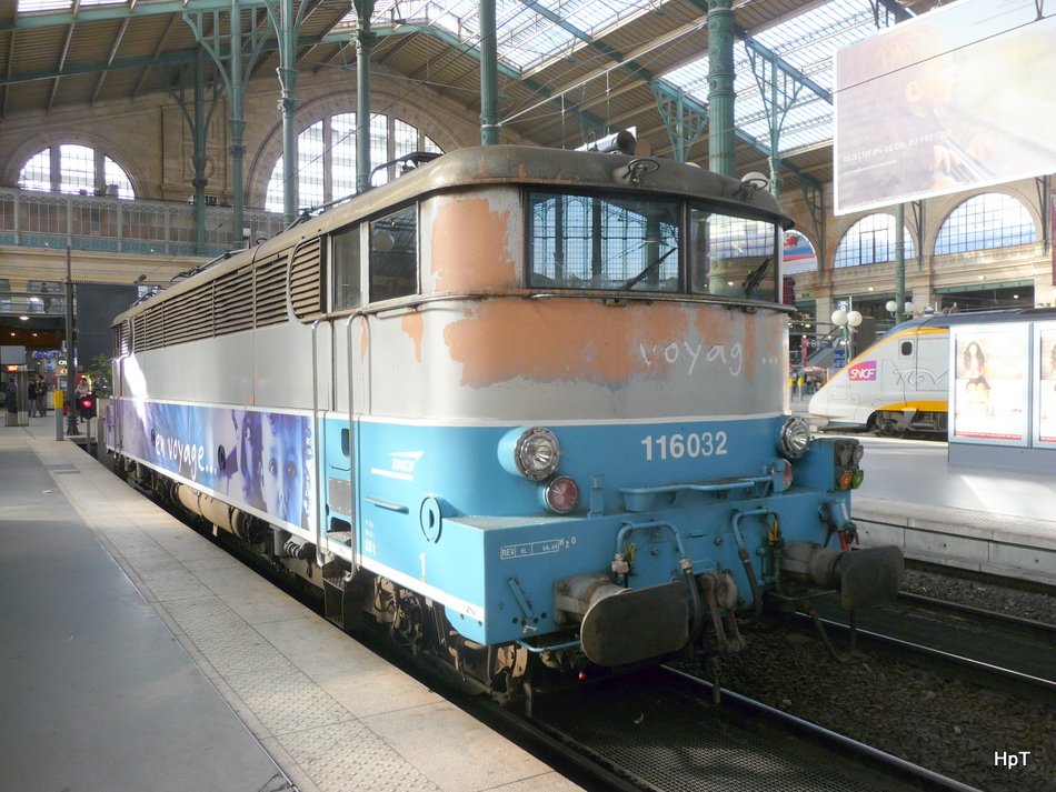 SNCF - E-Lok  116032 in Paris im Bahnhof Gare du Nord am 17.10.2009