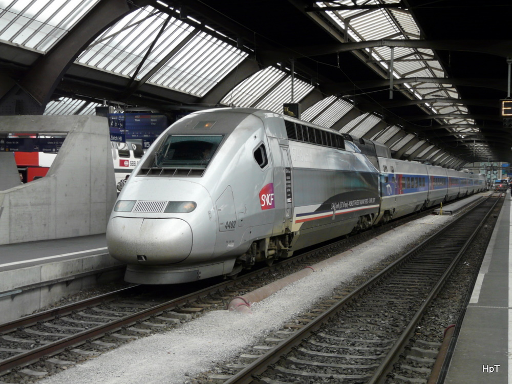 SNCF - TGV 4402 im Hauptbahnhof Zrich am 24.06.2011