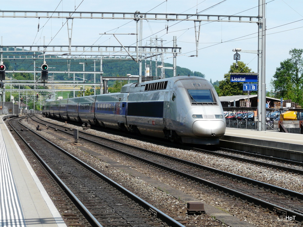 SNCF - TGV 4408 unterwegs nach Zrich bei d er durchfahrt in Liestal am 15.06.2012