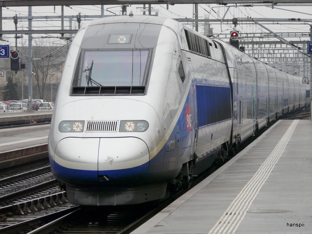 SNCF - TGV 4721 bei der durchfahrt im Bahnhof Aarau am 25.03.2013