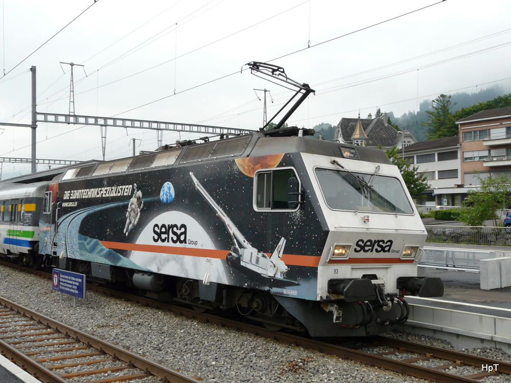 SOB / Voralpenexpress - Lok Re 4/4 456 093-4 vor dem Voralpenexpress in Wattwil am 2307.2010