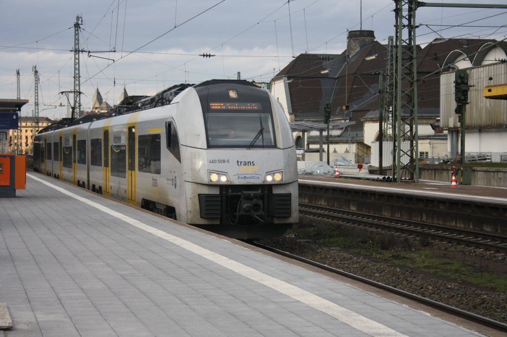 Sonderzug in Koblenz Hbf am 05.04.10: BR 460 508-5