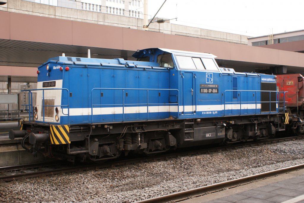 Spitzke (NL) 203 004-1 mit einem Bauzug in Dsseldorf Hauptbahnhof am 27.02.2010 um 15:02 Uhr