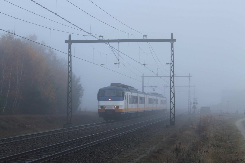 Sprinter 2973 mit RE 7036 Enschede-Apeldoorn bei Holten am 19-11-2012.