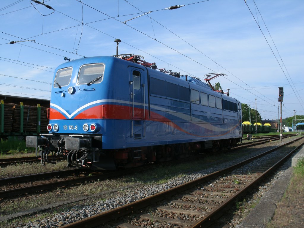 SRI 151 170 erhielt,am 27.Mai 2013,Ausfahrt in Bergen/Rgen nach Klementelvitz.