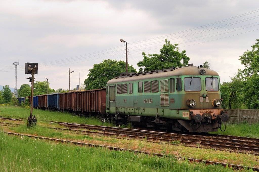 ST43-354 in Swidnica Przedmiescie (17.05.2011)
