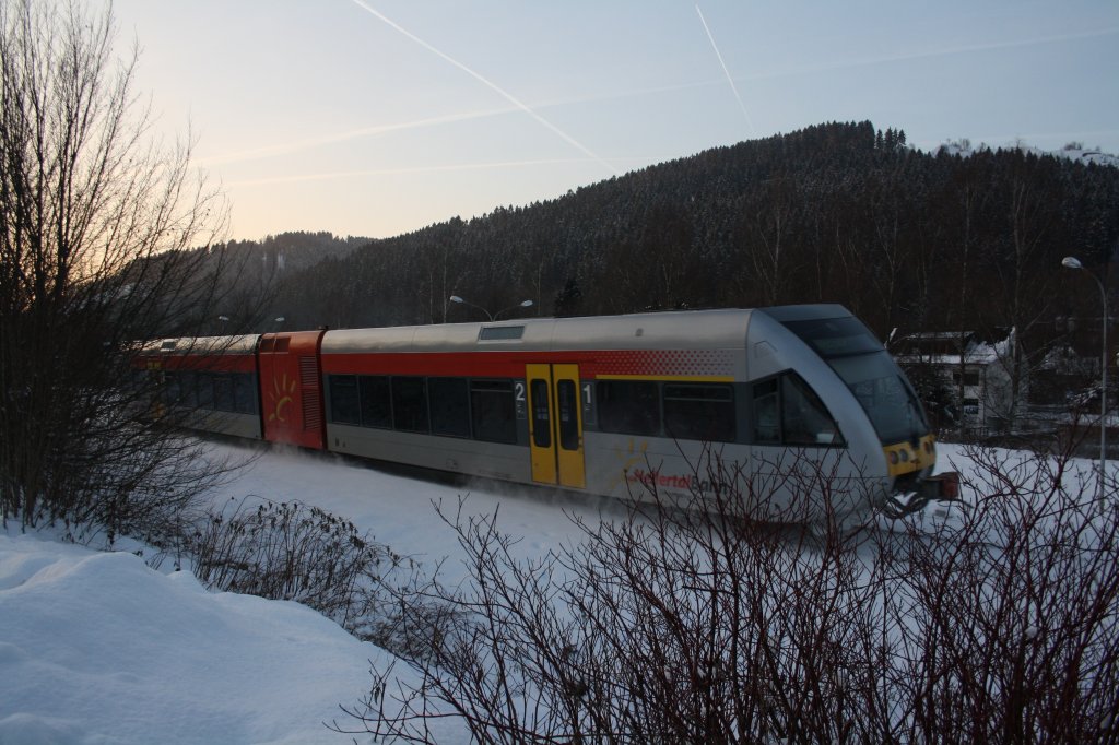 Stadler GTW 2/6 der Hellertalbahn von Dillenburg kommend fhrt am 05.01.2010  in Richtung Bahnhof Herdorf.