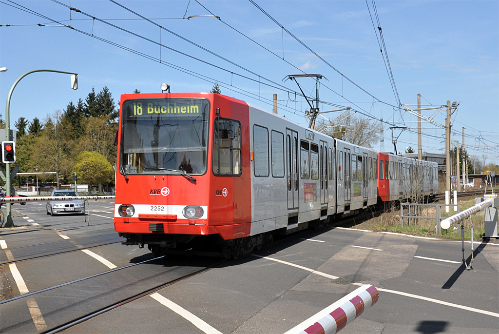 Stadtbahn Kln - Bonn, Linie 18 der KVB in Brhl - 18.04.2013