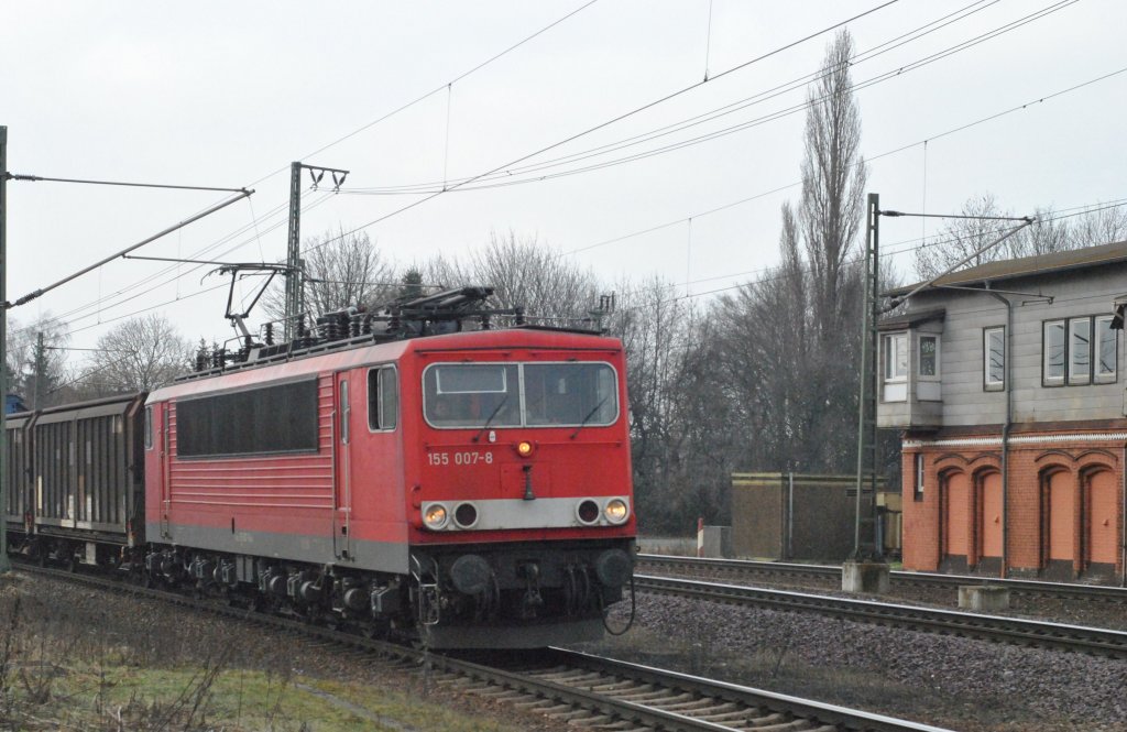 Stasicontainer als James Bond Lok 155 007-8, am 03.02.2011 in Lehrte.