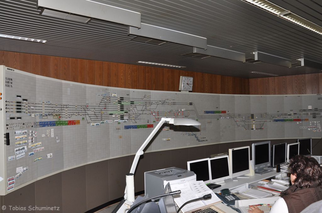 Stelltafel mit Stellwerksbereich des Fahrdienstleiters Regensburg beim Bahntag in Regensburg am 14.10.2012 wurden F�hrungen angeboten.