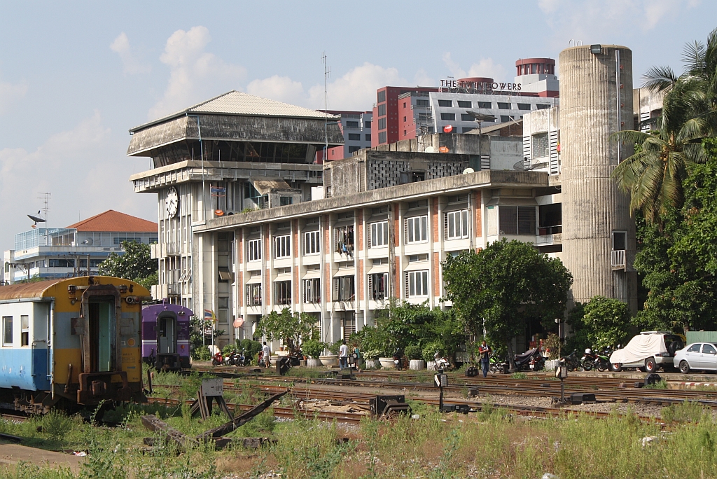 Stellwerk des Bf. Hua Lamphong am 14.Mai 2012. 

