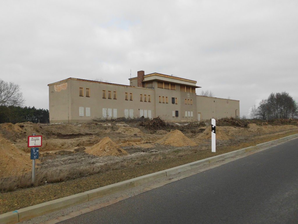 Stellwerk Sabrodt,Juni 2011! das Stellwerk wurde im Sommer 2012 abgerissen!  