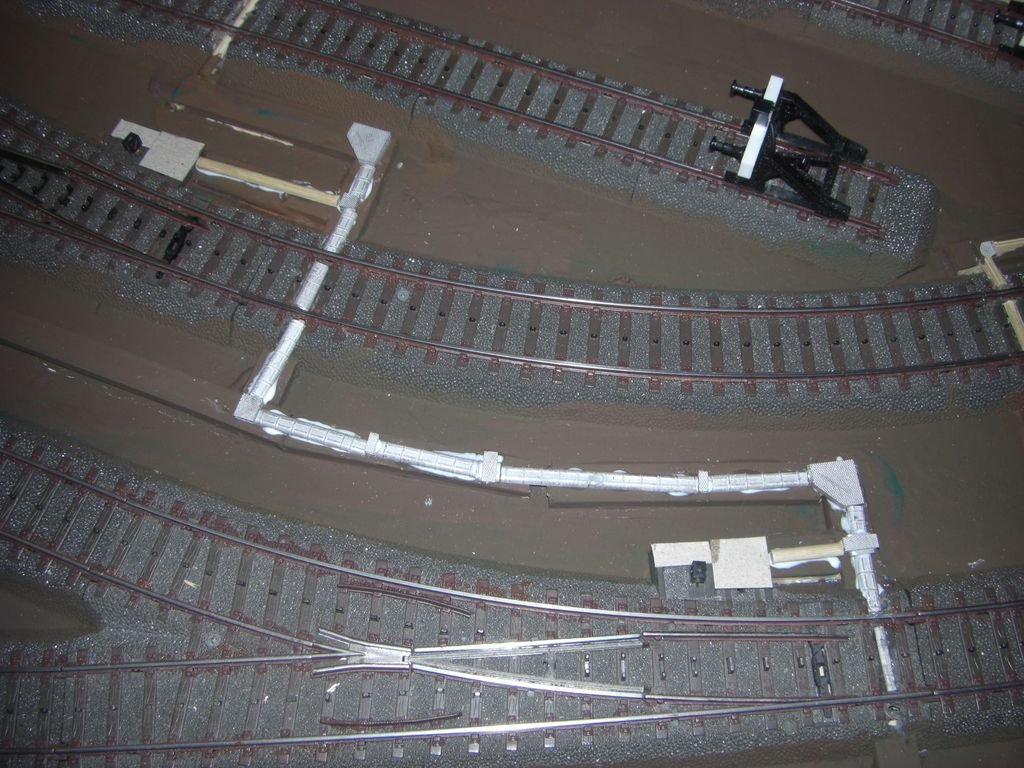 Stellwerkstechnik im Detail, teilweise von Weinert, teilweise aus Holzstbchen, Zahnstochern oder Schachlickspieen