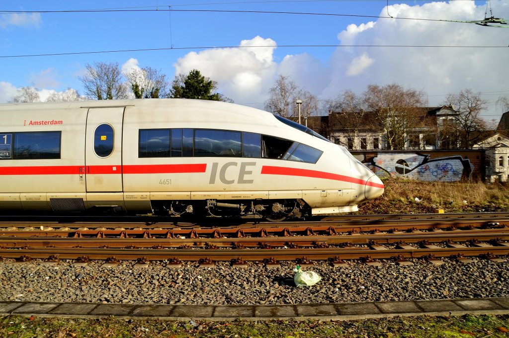 Steuerkopf des ICE 4651 Amsterdam bei seinem Umleiterweg durch Rheydt Hbf. 2.2.2013