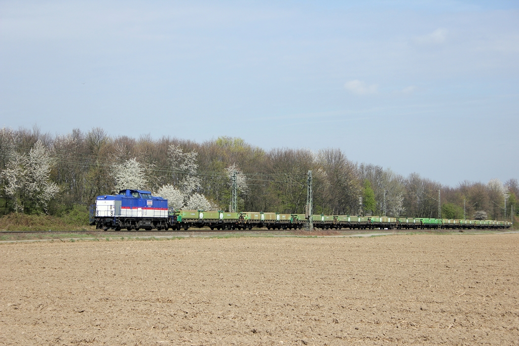 Strabag 203 841-2 in Vilich-Mldorf am 3.4.2012 