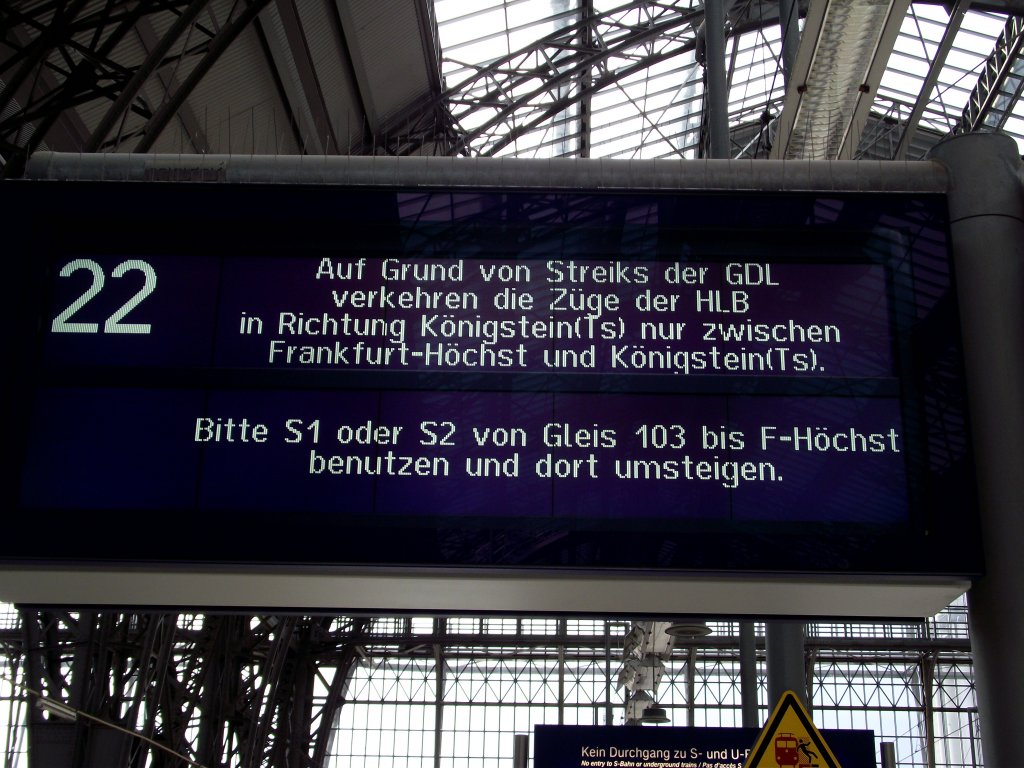 Streik Anzeige in Frankfurt am Main Hbf am 11.09.11