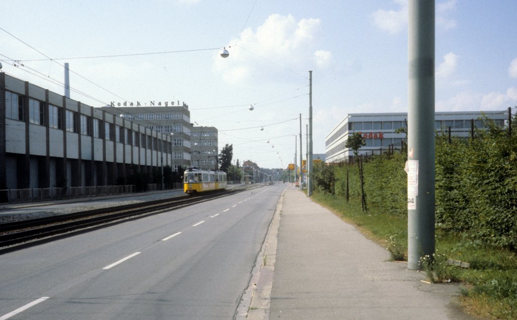 Stuttgart SSB SL 13 (GT4 + GT4) Hedelfinger Strasse / Kodak im Juli 1979.