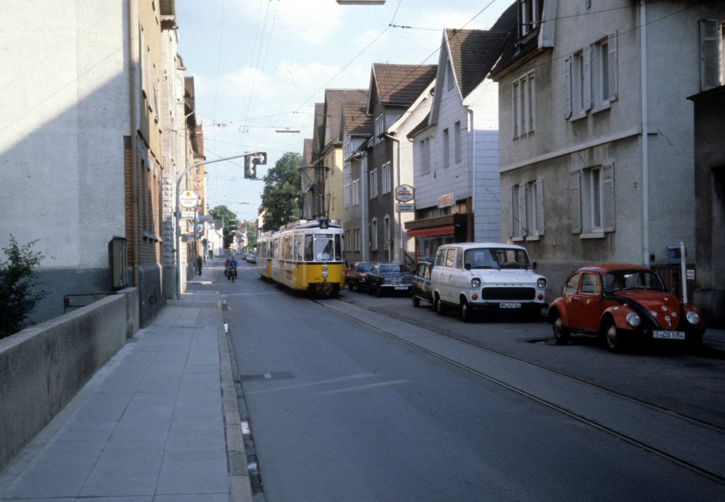 Stuttgart SSB SL 4 (GT4 745) Obertrkheim, Augsburger Strasse im Juli 1979.