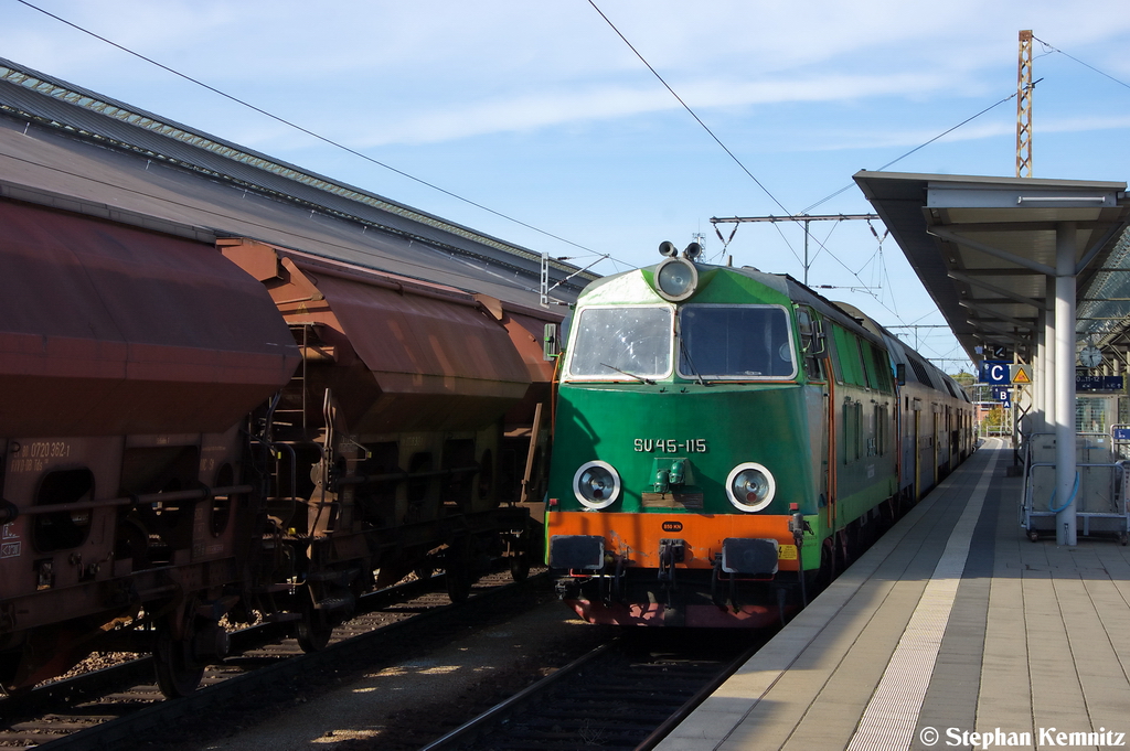 SU45-115 Przewozy Regionalne mit der RB (RB 5833) von Frankfurt(Oder) nach Poznań Głwny in Frankfurt(Oder). 13.10.2012