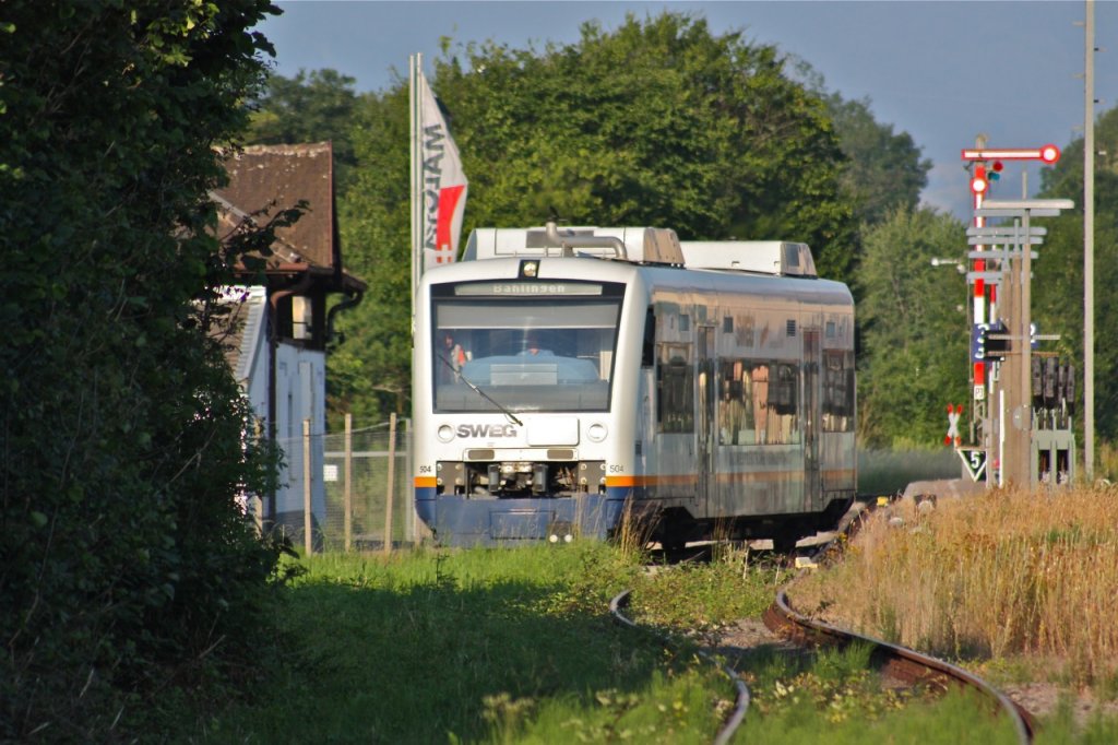 SWEG Regioshuttle in Gottenheimer Bahnhof Richtung Btzingen. 