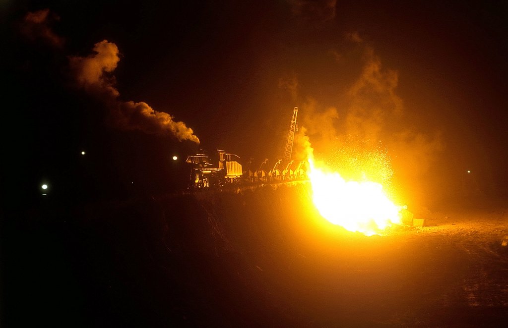 SY 0736  Stahlwerk Benxi  21.12.03