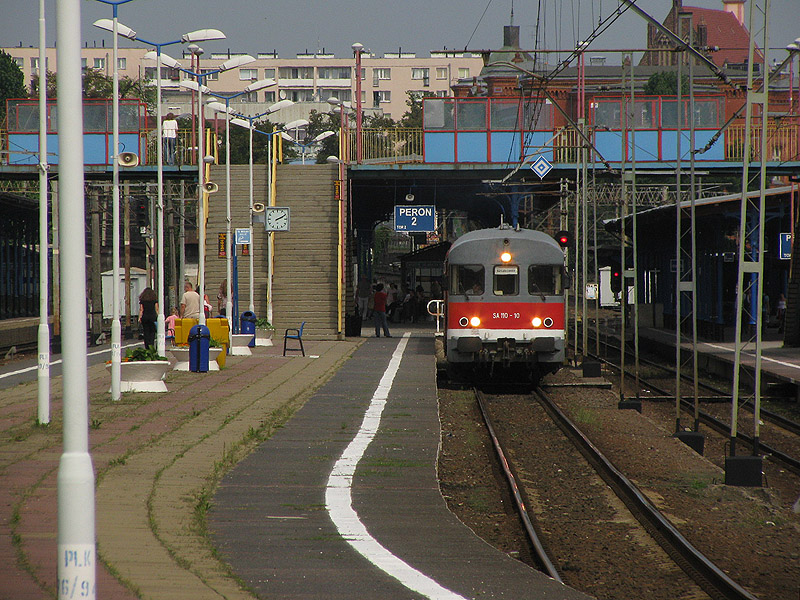 Szczecin Głwny, 15.08.2010 r. SA110-10 als R-88824 nach Kołobrzeg