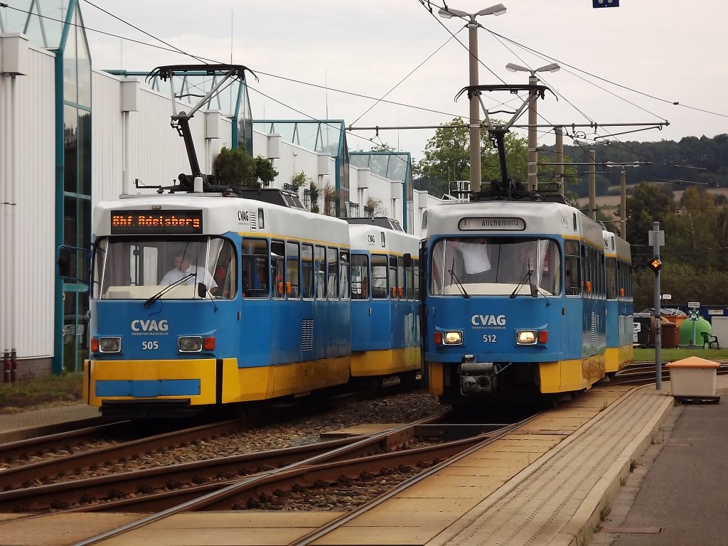 T3DM 505 und TB3DM 512 am 04.09.2011 whrend einer Sonderfahrt im CVAG-Betriebshof Chemnitz-Adelsberg.