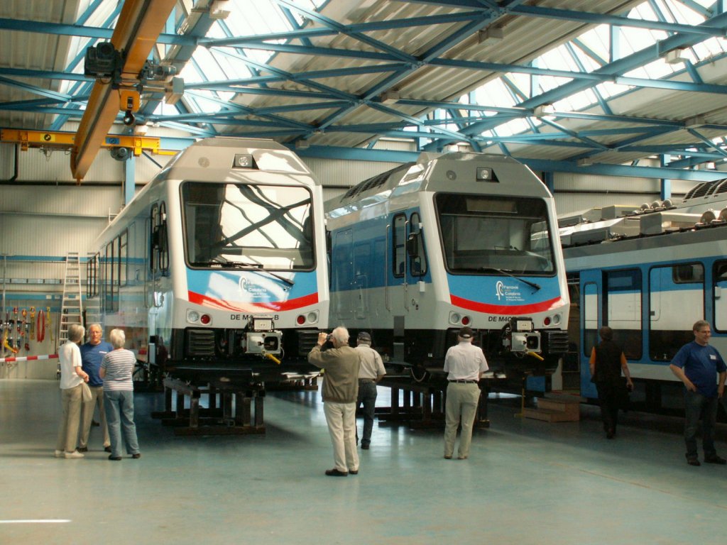 Tag der offenen Tr bei Stadler Rail in Bussnang.Blick in die Montagehalle.Dieselelektrischer Zahnradtriebzug fr Calabrien(FdC)05.06.10
