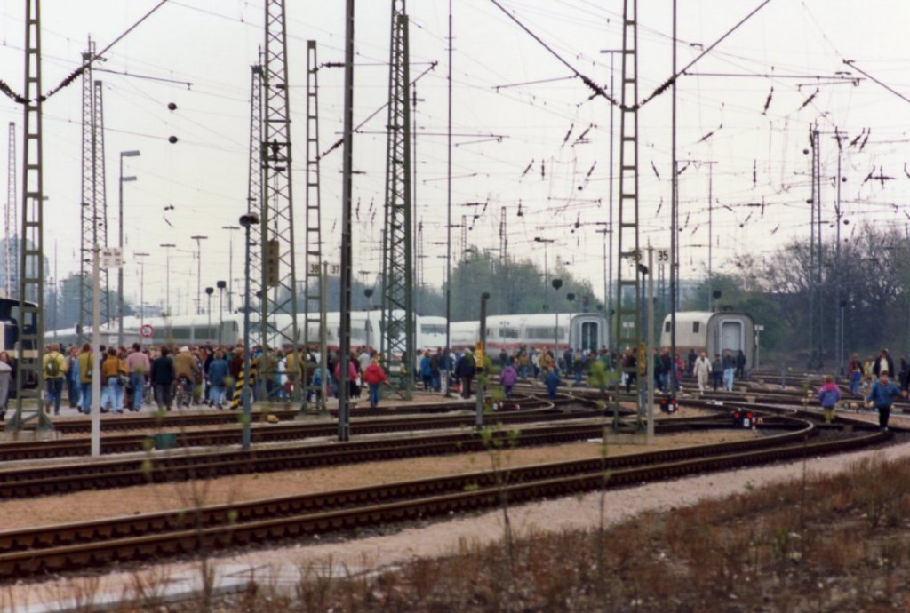 Tag der offenen T�r im ICE Bahnbetriebswerk in Hamburg-Eidelstedt 1990