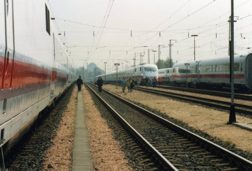 Tag der offenen Tr im ICE Bahnbetriebswerk in Hamburg-Eidelstedt 1990