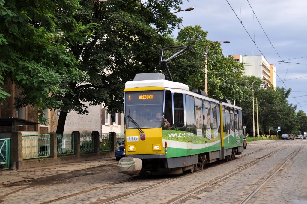 Tatra KT4DtM Wagen: 110 bei  Szczecin Potulicka  (08.08.2012).
