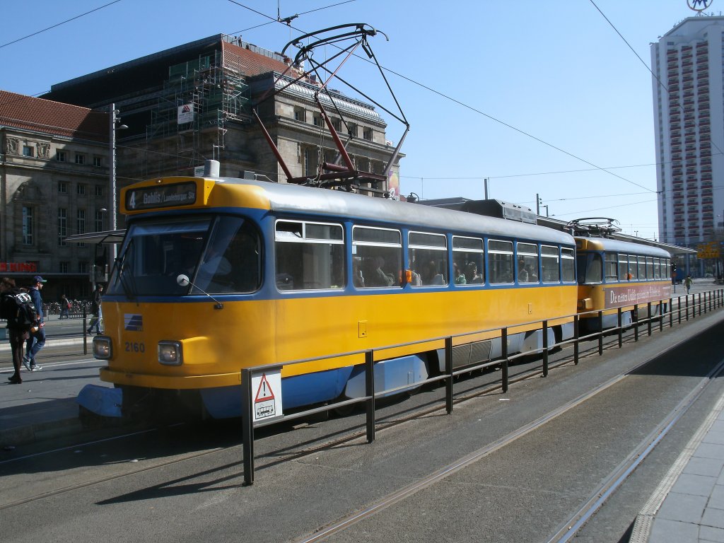 Tatrastra�enbahn Tw 2160,am 26.M�rz 2012,der Haltestelle Hauptbahnhof in Leipzig.