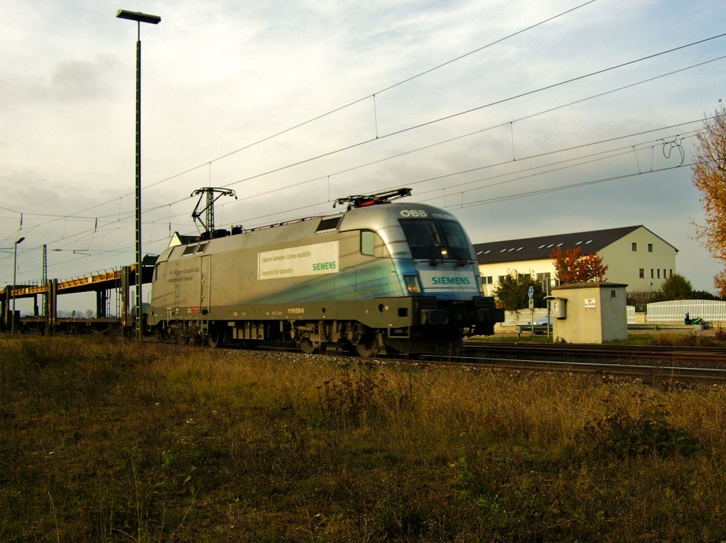 Taurus Alarm.Endlich mal ein Taurus durch Mandolding. Im I-net war gestanden das er nach Passau fhrt. Aber wir htten nicht damit gerechnet das er ber die Mangoldinger Strecke kommt. Halloween 2009 Mangolding