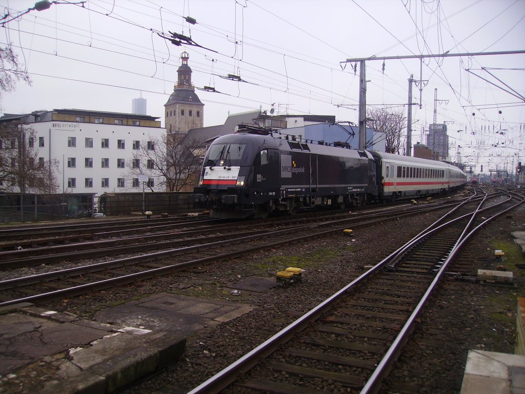 Taurus Dispolok bei der einfahrt in den Klner Hbf am 6.2.10
