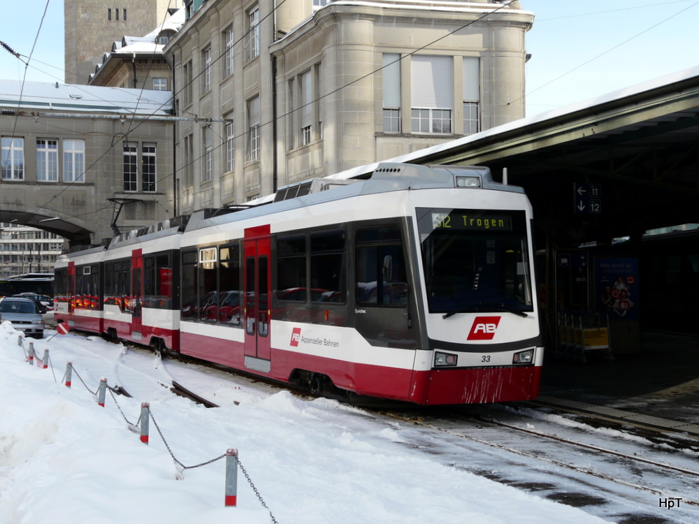 TB / AB - Triebwagen Be 4/8 33 im Bahnhof St.Gallen am 27.12.2010