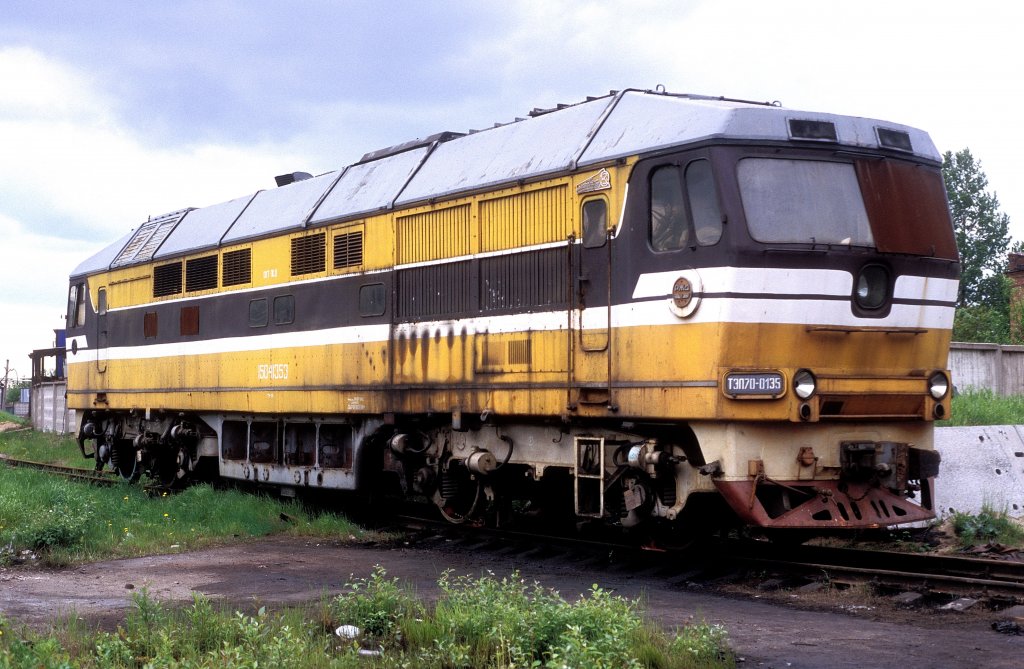 TEP70-0135  St. Petersburg - Varsavskij  05.06.06