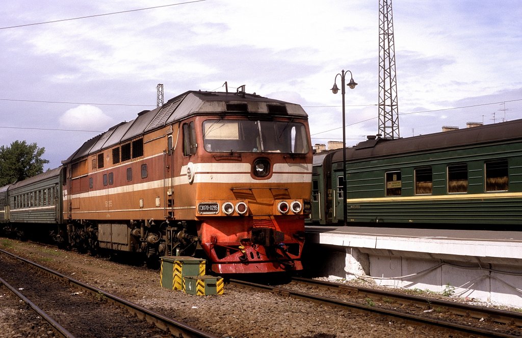    TEP70-0295  St. Petersburg - Moskovskij  05.06.06