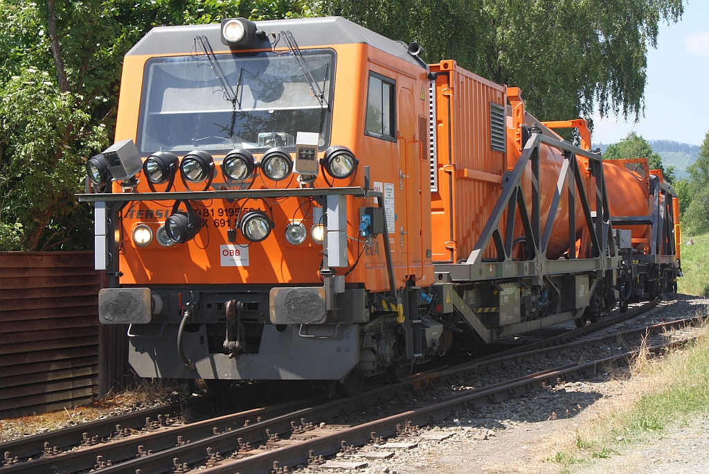 Tersus X691.503-7 (UIC-Nr. 99 81 9195 504-1), ein Umbau aus DB-Cargo Sprinter und Bestandteil des MMT (Multi Modul Train), am 21.Juni 2013 im ehemaligem Bf. Fohnsdorf.