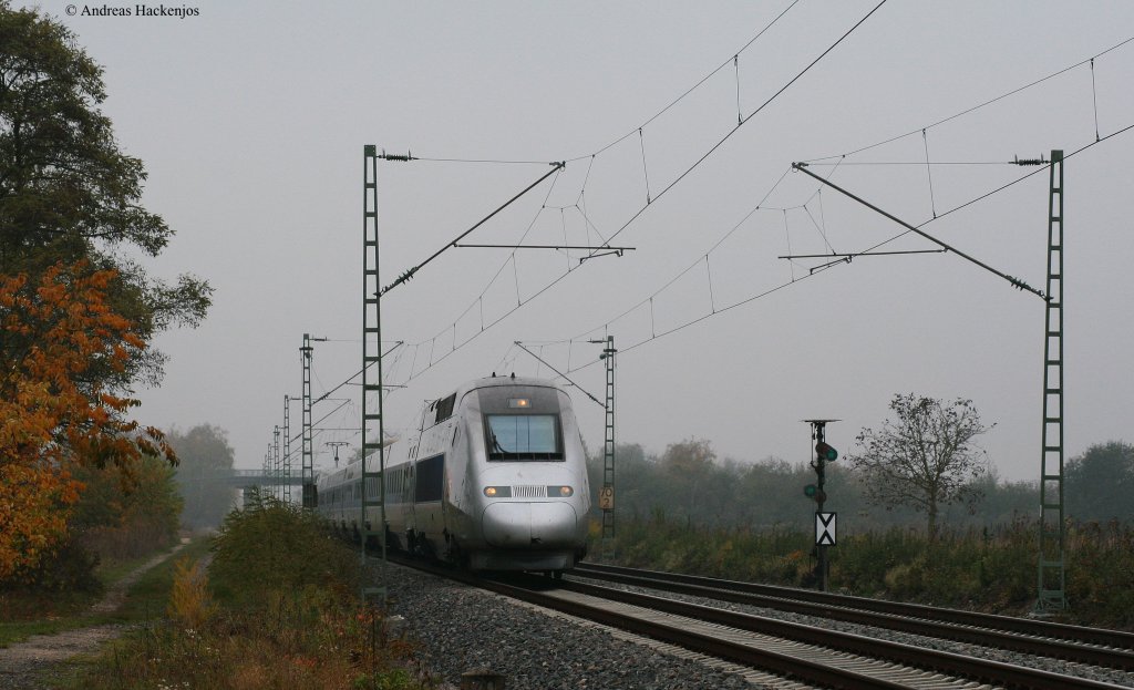 TGV 4415 als TGV 9573 (Paris Est-Stuttgart Hbf) bei Forchheim 29.10.09.