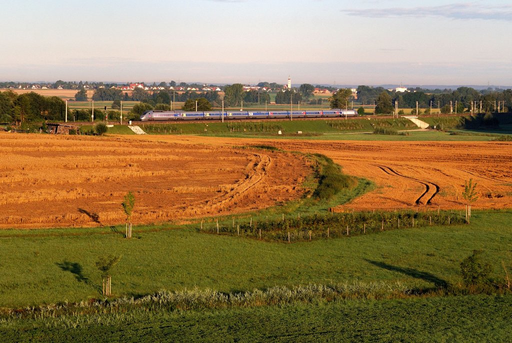 TGV 9576 bei Hochdorf (01.08.2010)