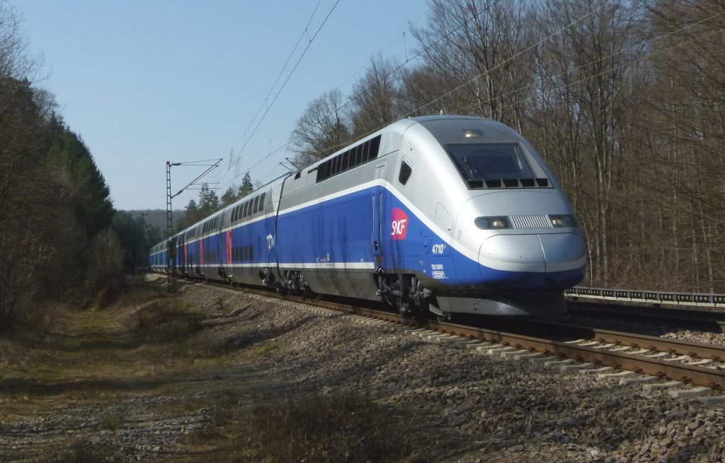 TGV Duplex 4710 ist als Testfahrt am 20.03.2012 zwischen Hochspeyer und Kaiserslautern