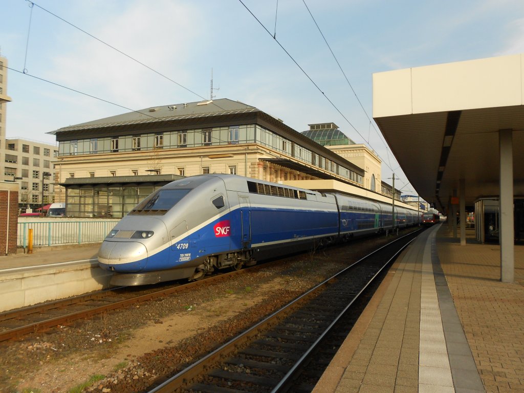 TGV in Mannheim Hbf. am 27.03.2012.