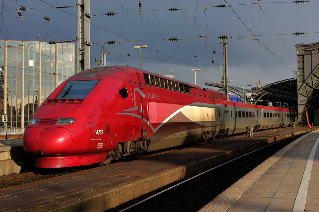Thalys 4332 in Kln Hbf am 07.04.2012