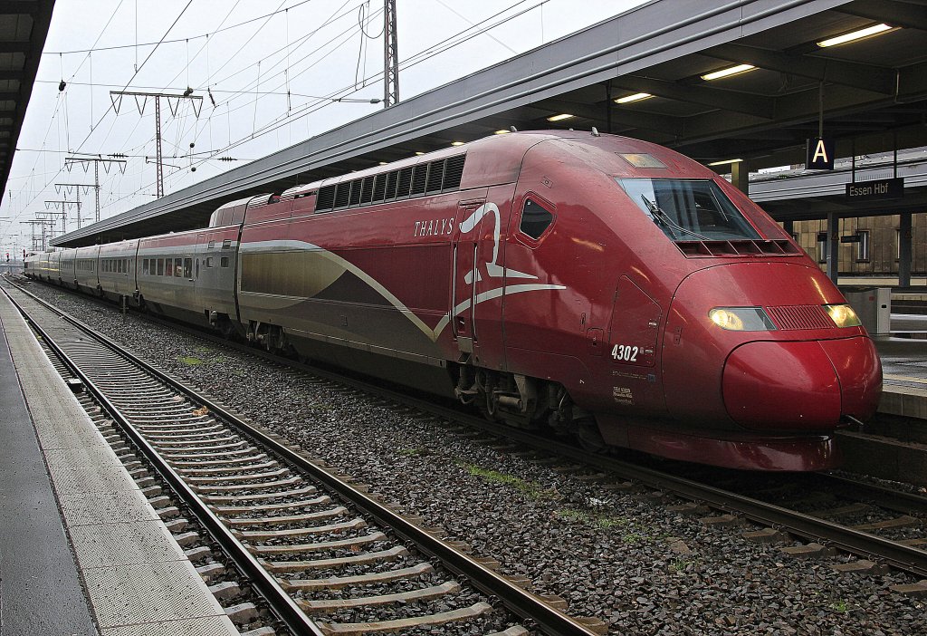 Thalys PBKA 4302 von Paris am 24.12.2012 in Essen Hbf.