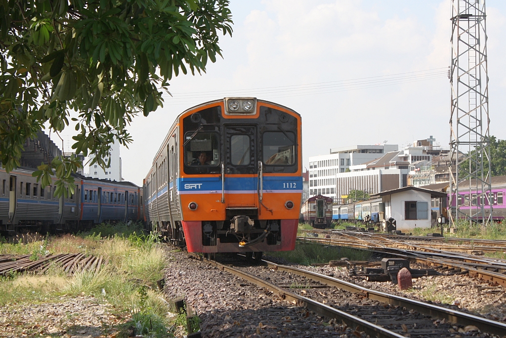 THN 1112 am 14.Mai 2012 im Bf. Hua Lamphong. 

